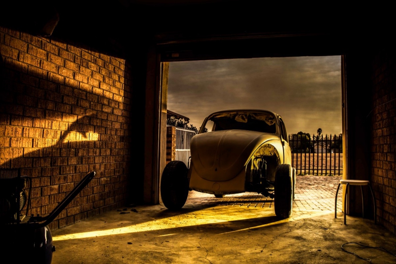 carrosserie-COGOLIN-min_car_garage_volkswagen_sunset_vw_beetle-81658